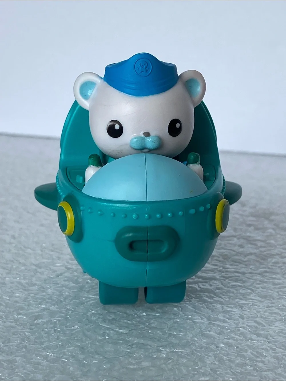 Octonauts Above & Beyond Captain Barnacles Gup-A Octo-Racer Rolling Submarine